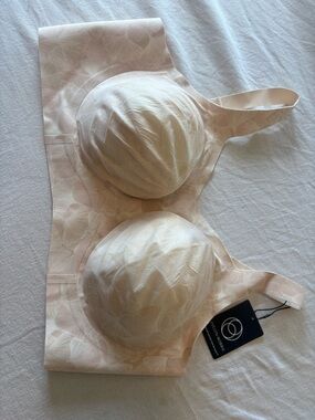 Seamless Light Beige Wireless Molded-Cup Bra